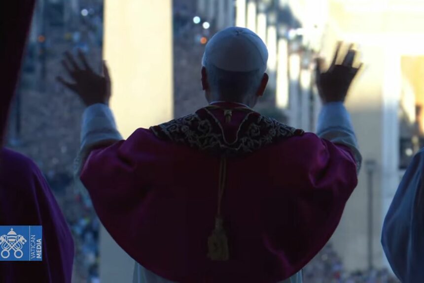Fumata bianca, eletto Papa Leone XIV: la Diocesi di Alessandria accoglie con gioia il nuovo pontefice